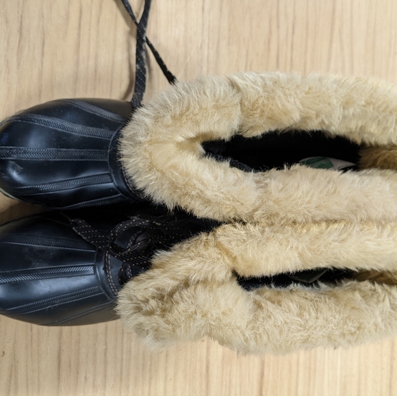 Ladies Winter Boots - Picture 2 of 4